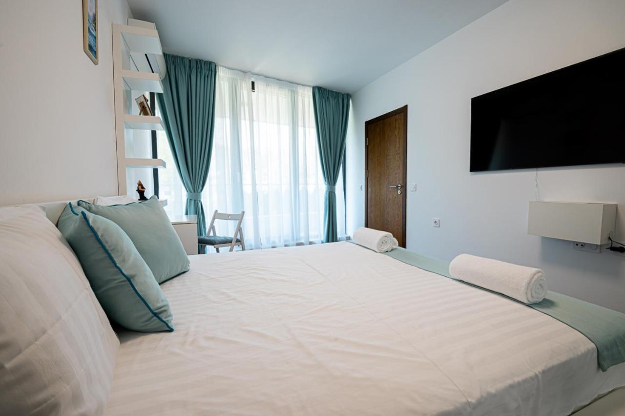 Stylish 1-Bd Apartment In St Constantine And Helena By Flat Mаnager Св. Св. Константин и Елена Екстериор снимка