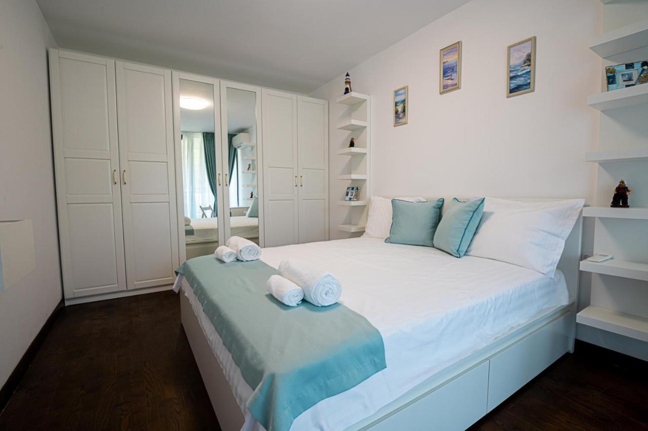 Stylish 1-Bd Apartment In St Constantine And Helena By Flat Mаnager Св. Св. Константин и Елена Екстериор снимка